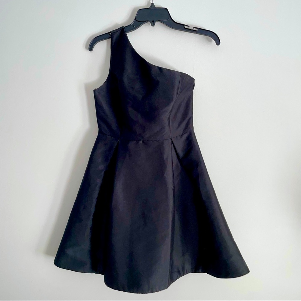 Lulu’s XS Black One Shoulder Dress